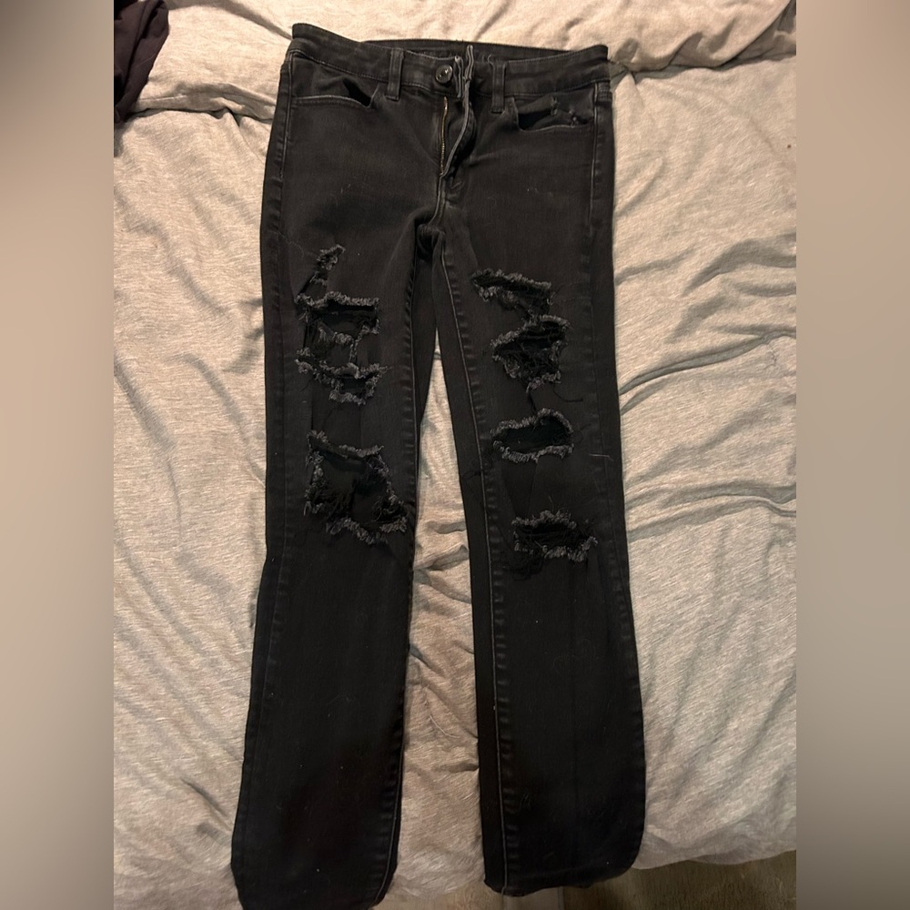 Ripped skinny jeans